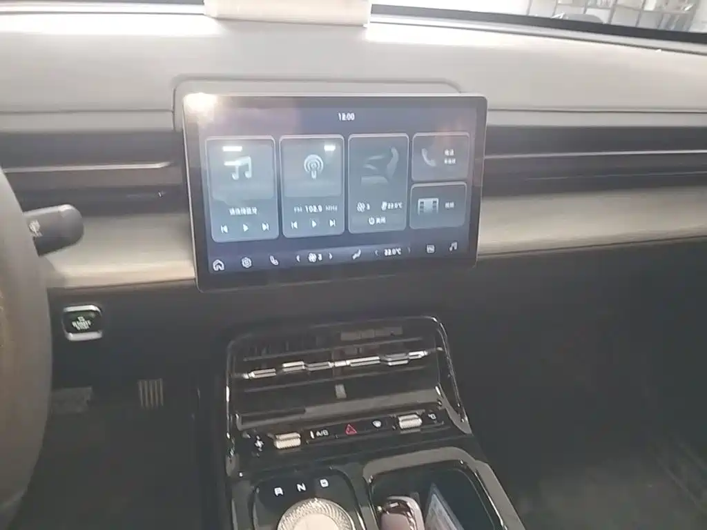 Wuling Xingguang — миниатюра 13