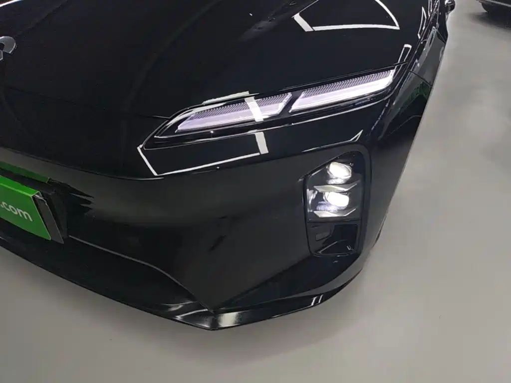 NIO ET5T — миниатюра 24