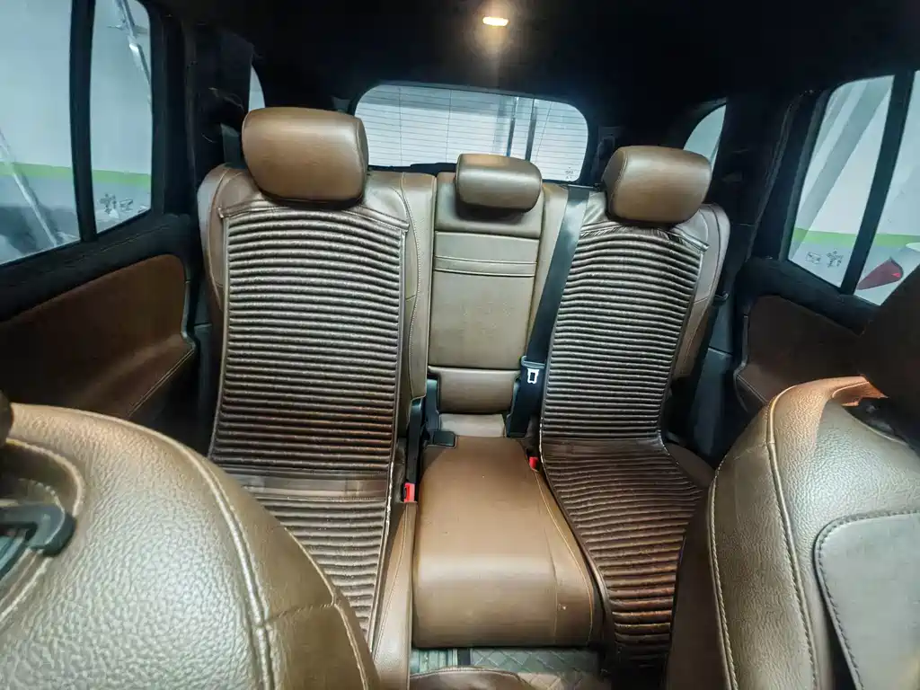 Mercedes-Benz GLB — миниатюра 7