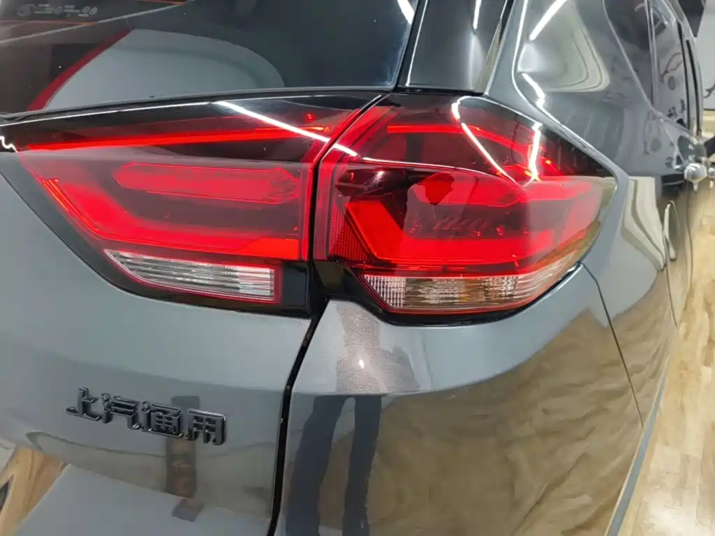 Chevrolet Volando — миниатюра 8