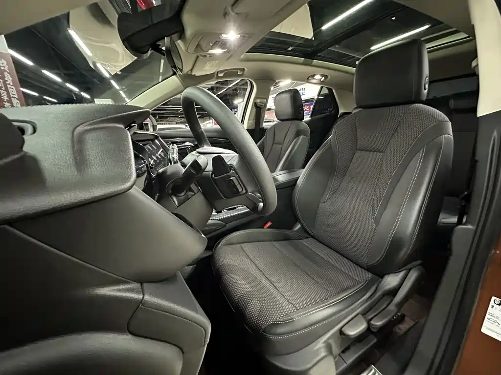 Buick Envision S — миниатюра 31