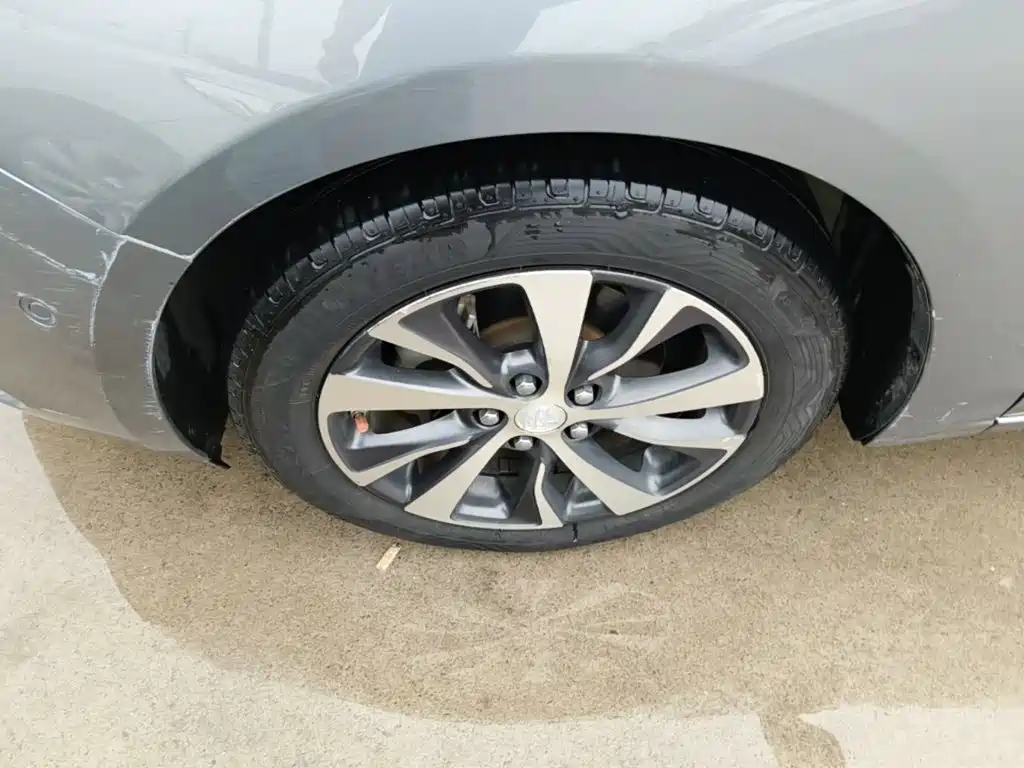 Buick Excelle — миниатюра 23