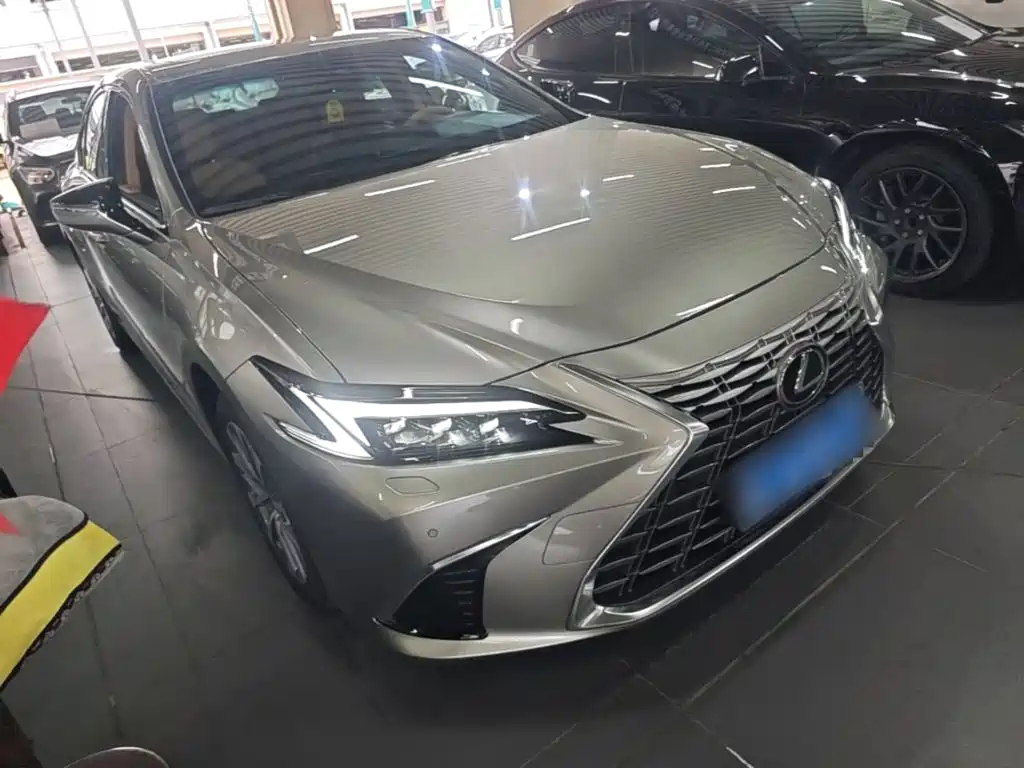 Lexus ES — миниатюра 22