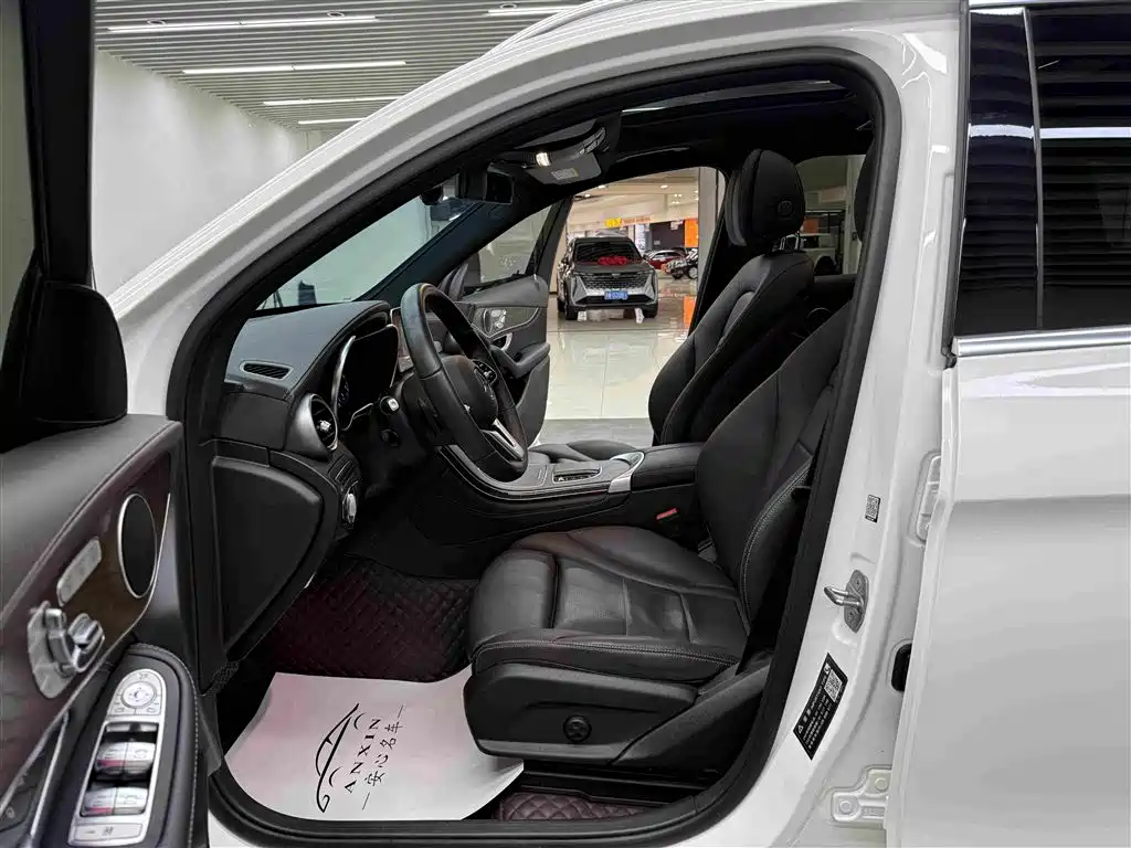 Mercedes-Benz GLC — миниатюра 6