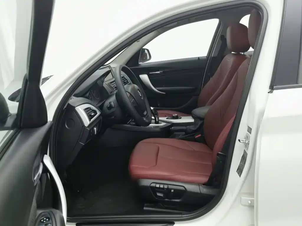 BMW 1 Series (Import) — миниатюра 10