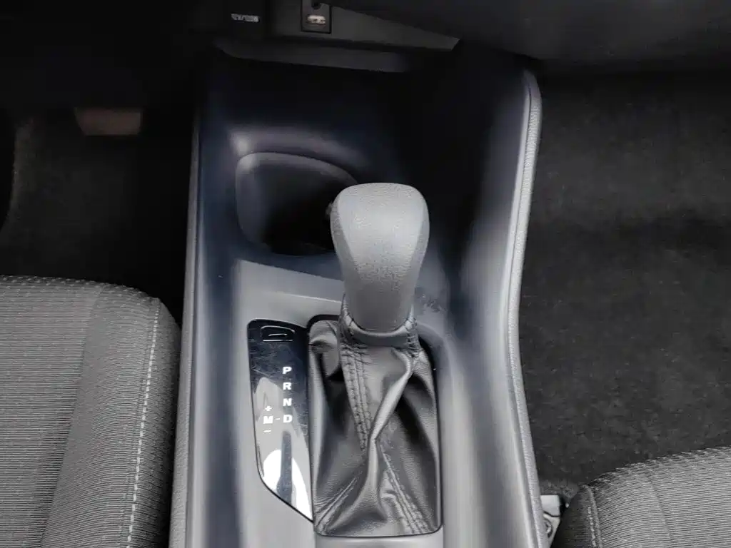Toyota IZOA — миниатюра 13