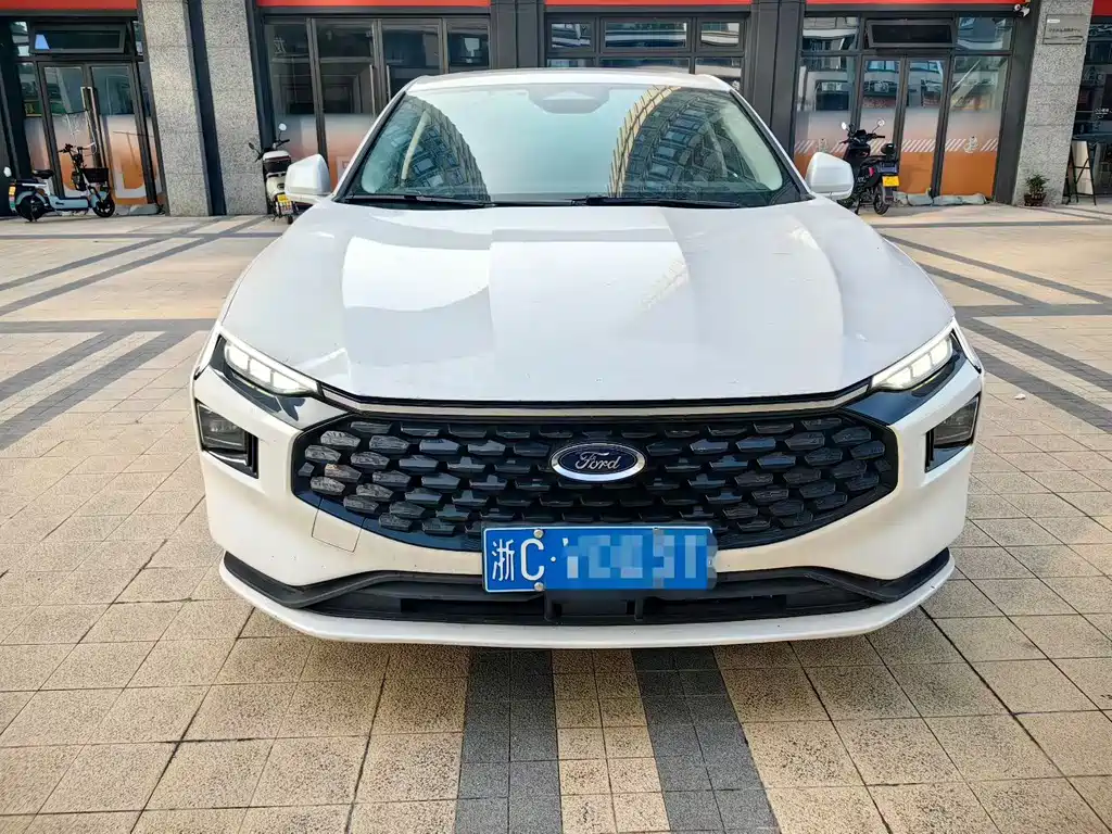 Ford Mondeo — миниатюра 2