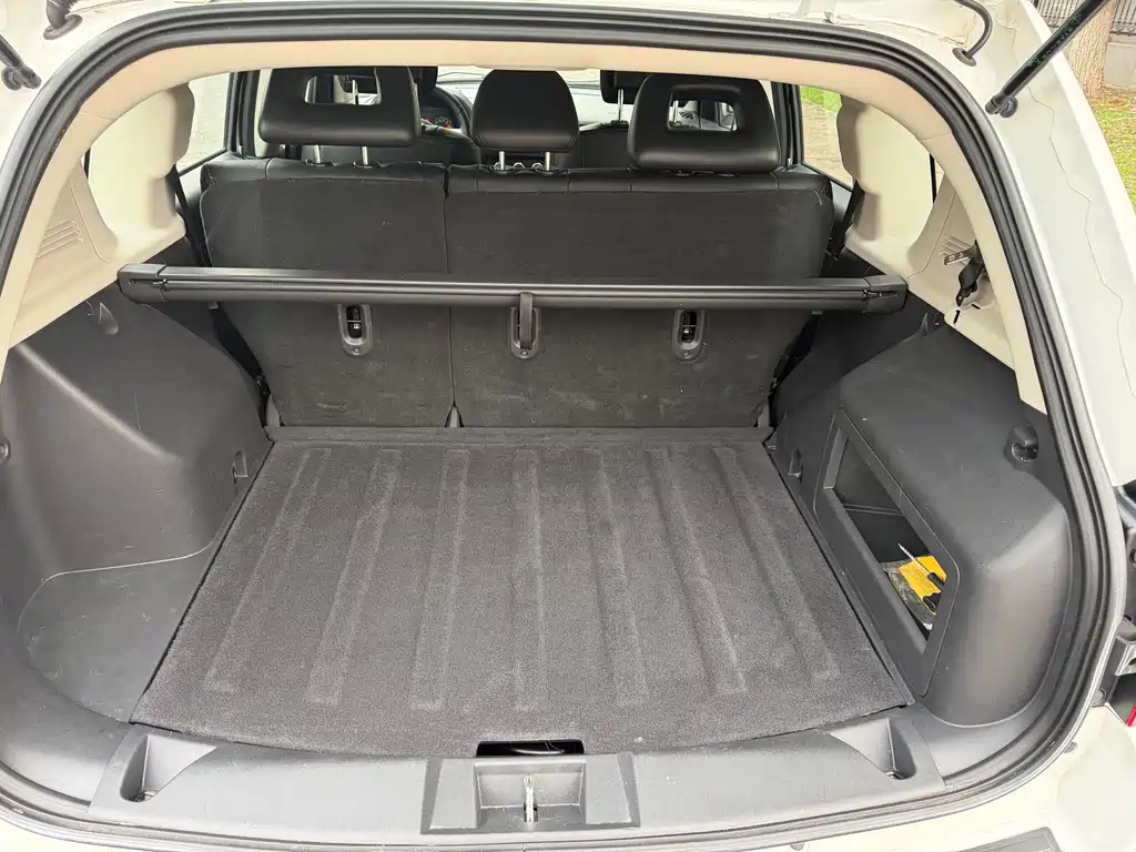 Jeep Compass (Import) — миниатюра 9