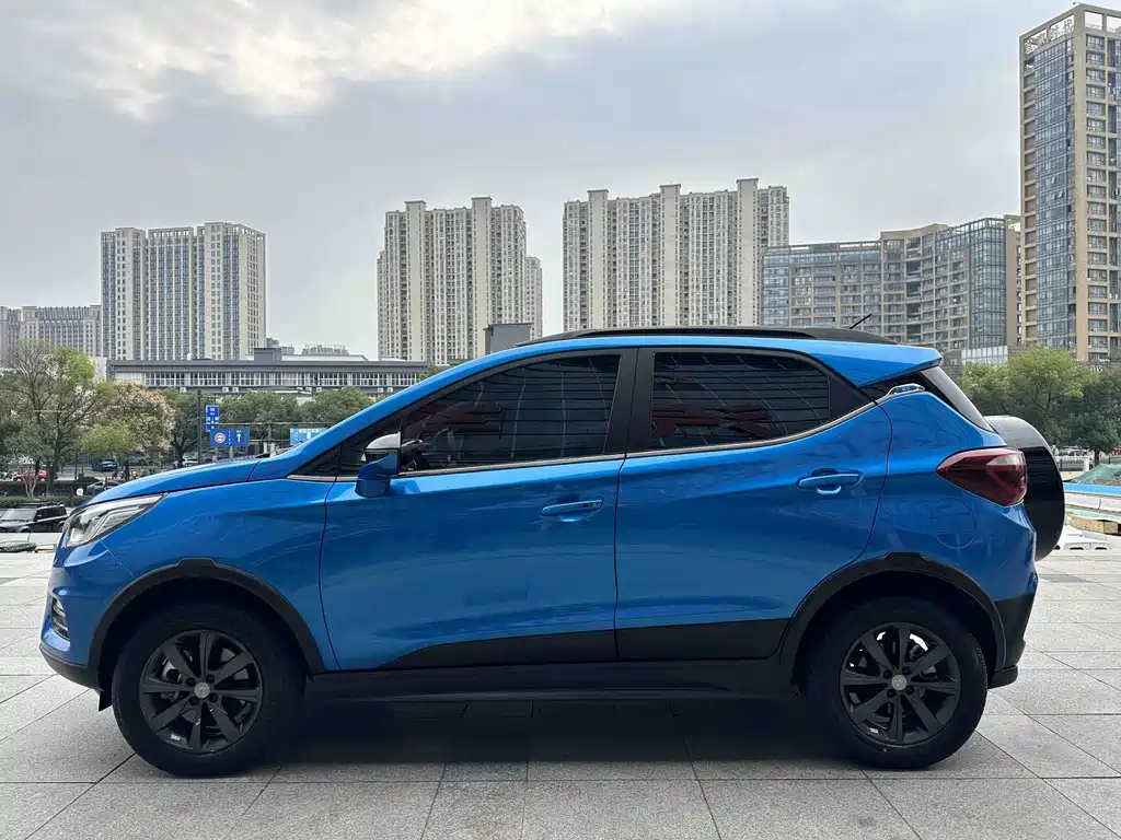 BYD Yuan EV — миниатюра 5