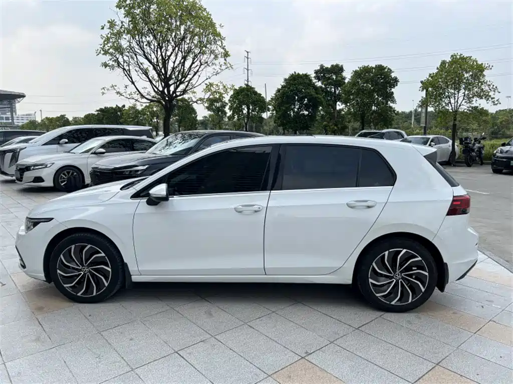 Volkswagen Golf — миниатюра 3