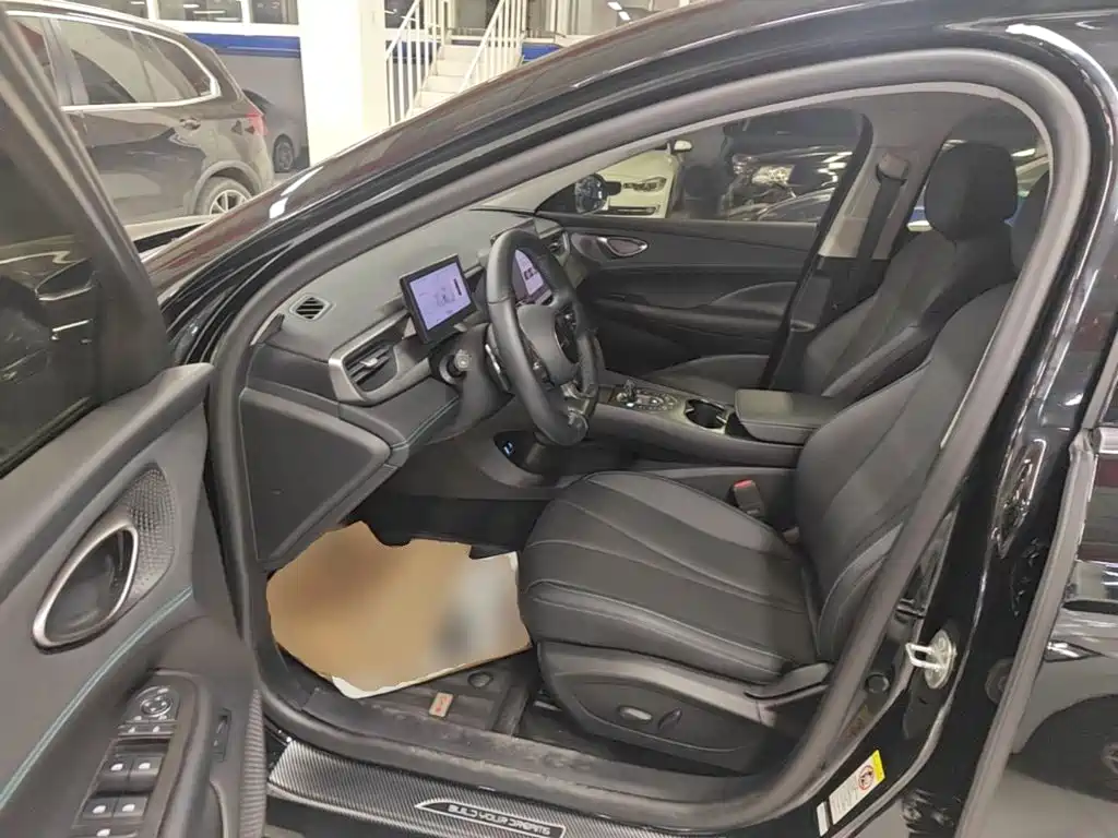 BYD Seal 05 DM-i — миниатюра 16