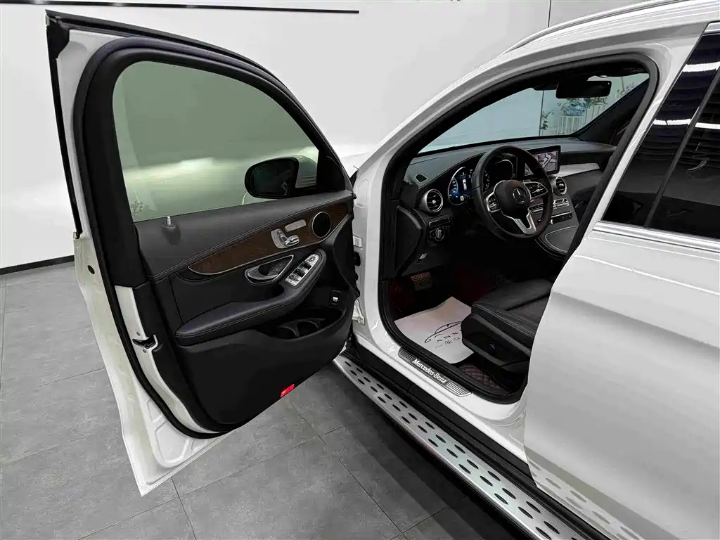 Mercedes-Benz GLC — миниатюра 5