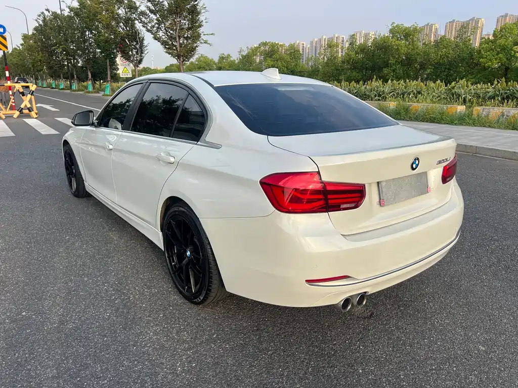 BMW 3 Series — миниатюра 7