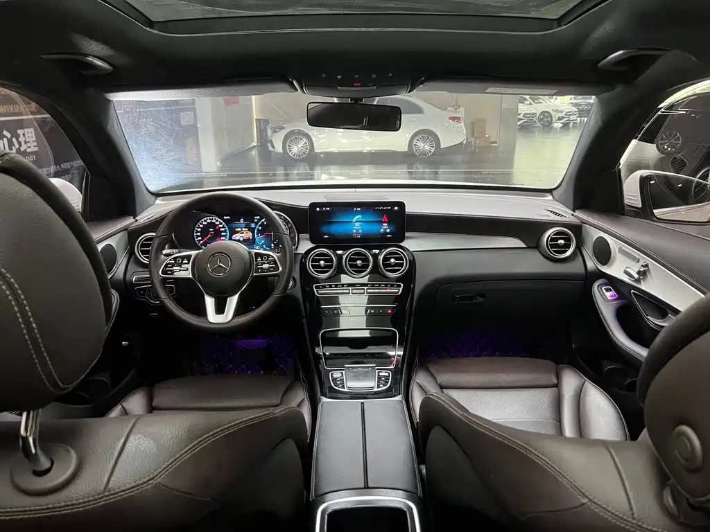 Mercedes-Benz GLC — миниатюра 9