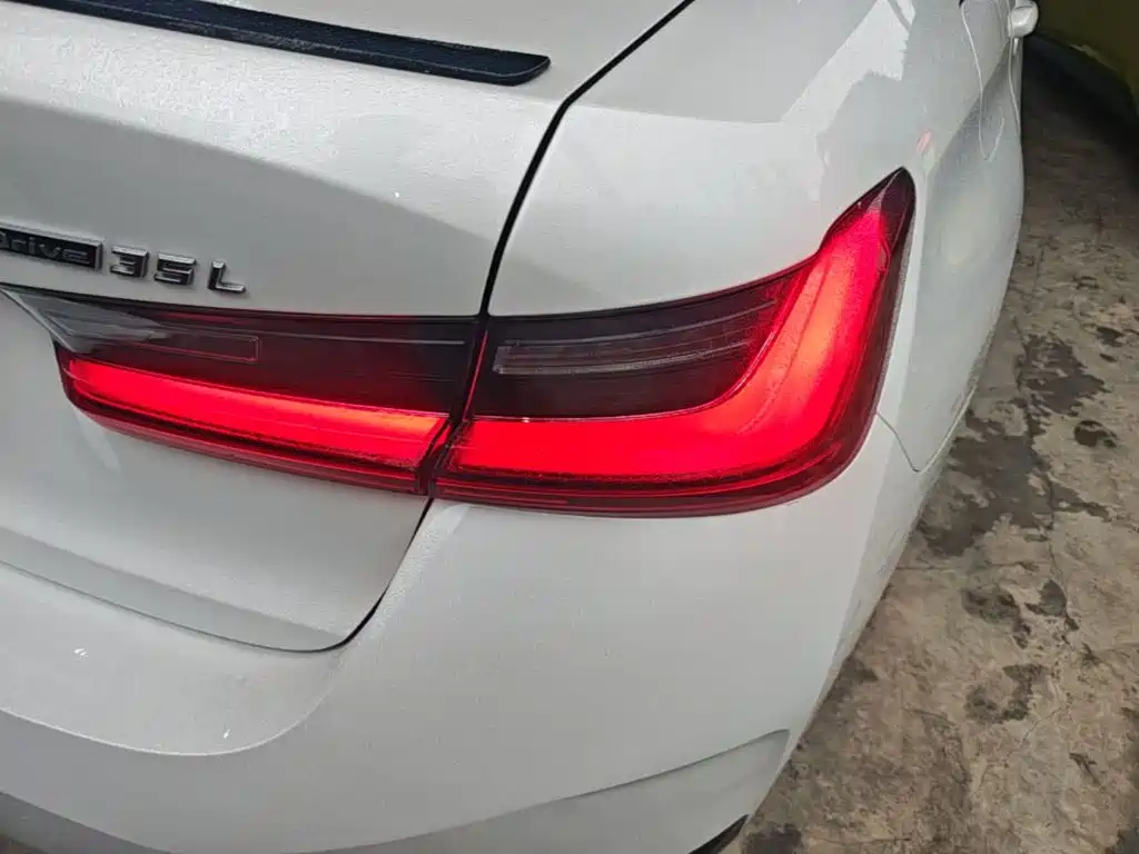 BMW i3 — миниатюра 8