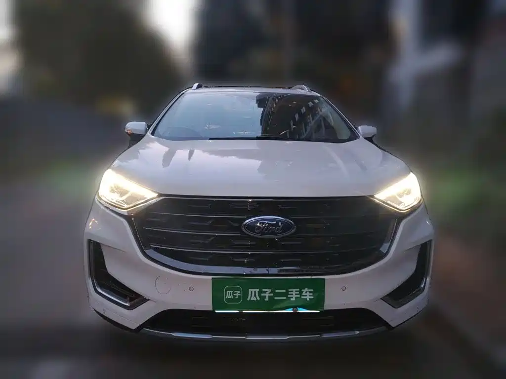 Ford Edge — миниатюра 2