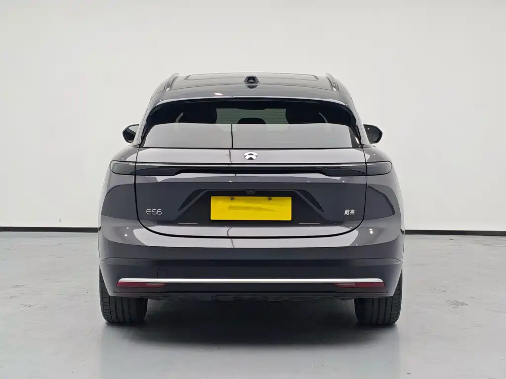 NIO ES6 — миниатюра 6
