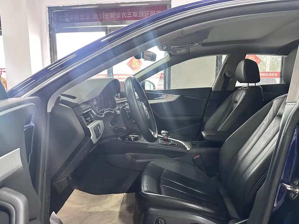 Audi A5 (Import) — миниатюра 3