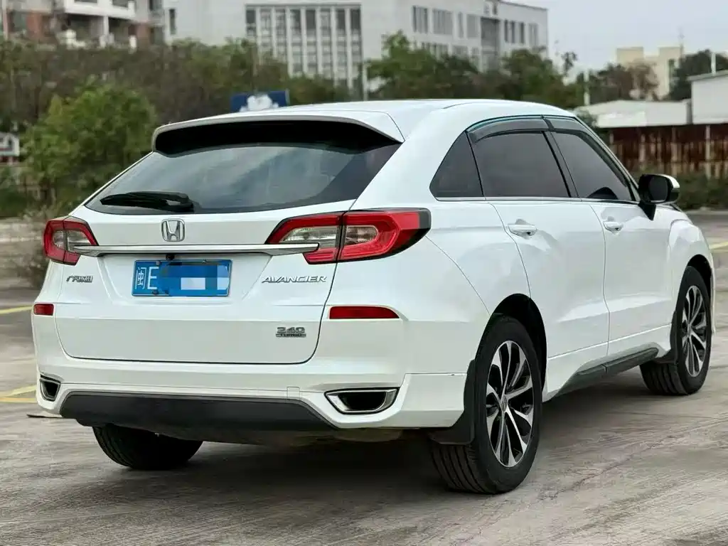 Honda Avancier — миниатюра 9