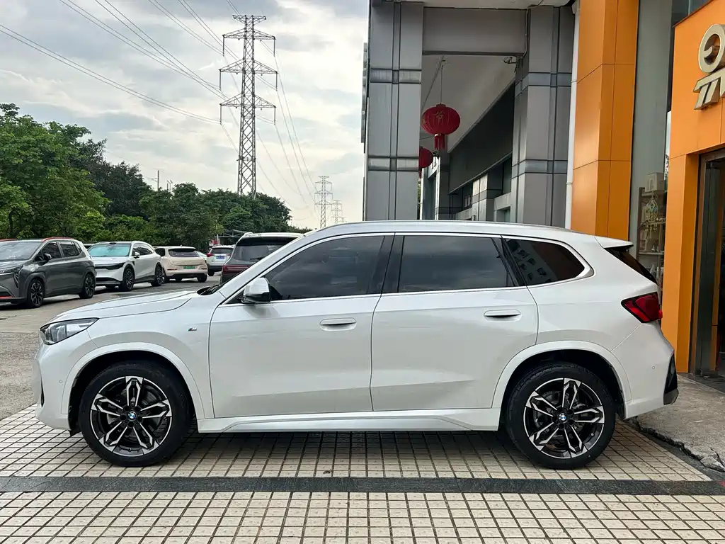 BMW X1 2023 sDrive25Li M Sport