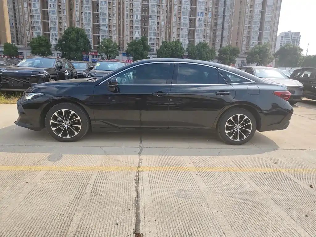 Toyota Avalon — миниатюра 7