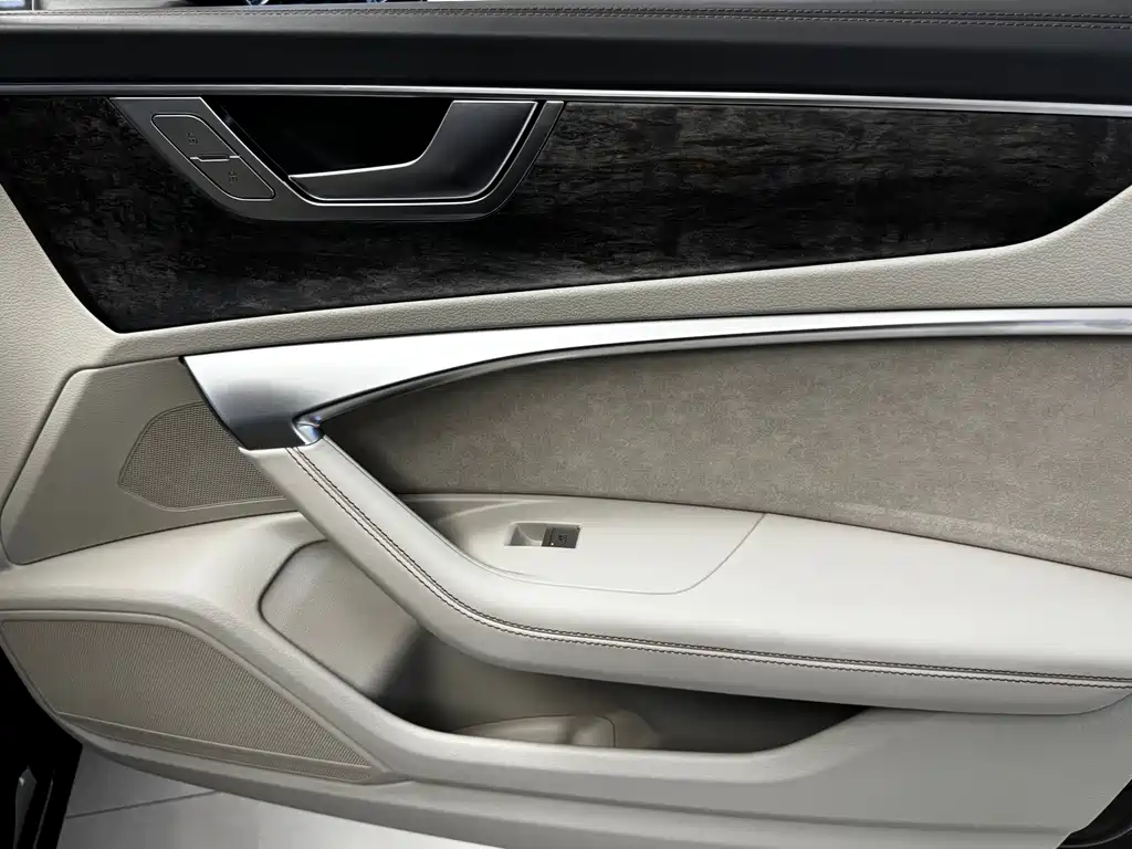 Audi A6L — миниатюра 19