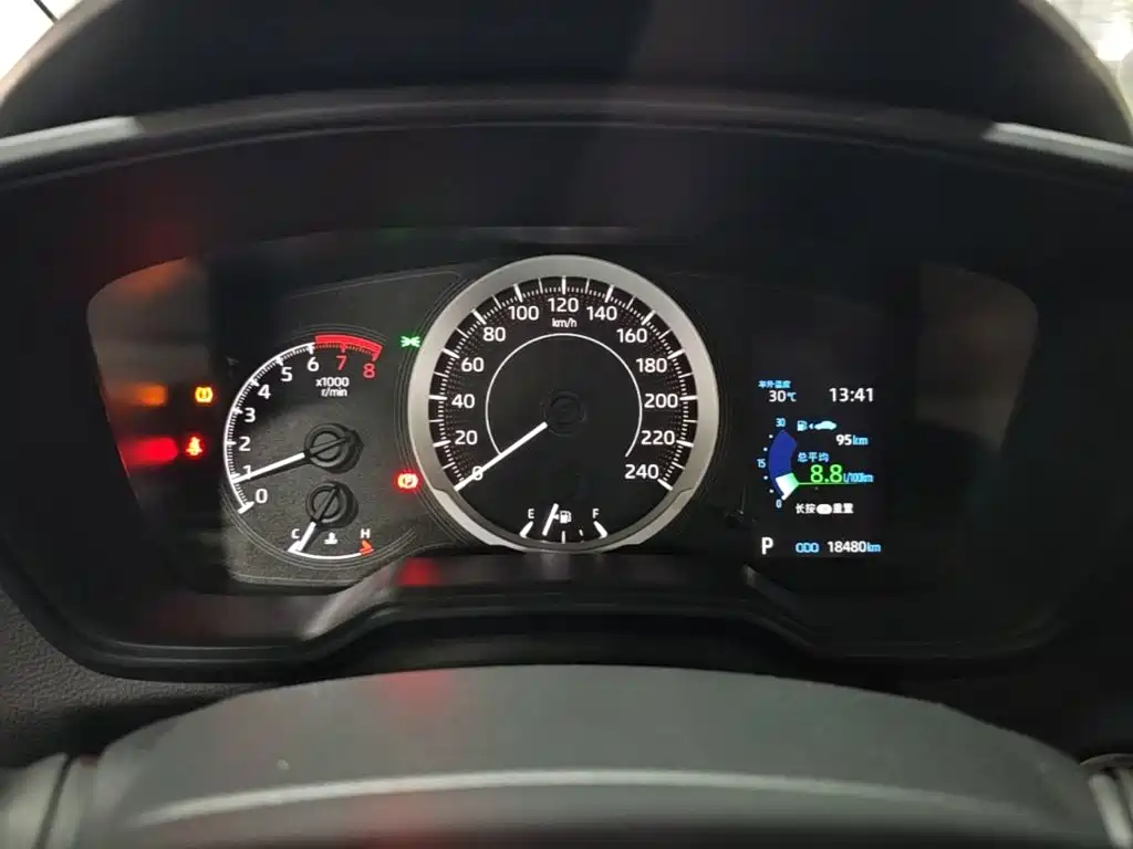 Toyota Corolla — миниатюра 12