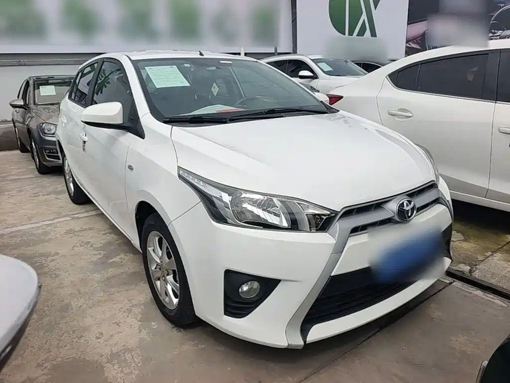 Toyota Yaris L — миниатюра 4