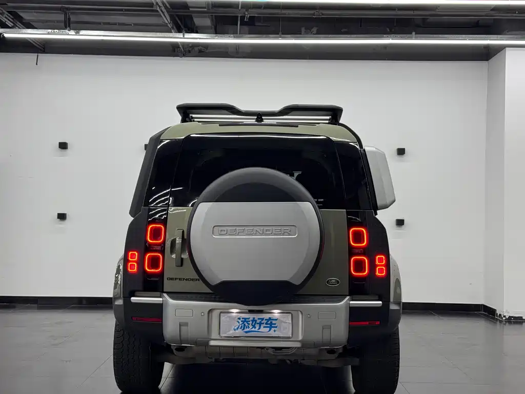 Land Rover Defender — миниатюра 14