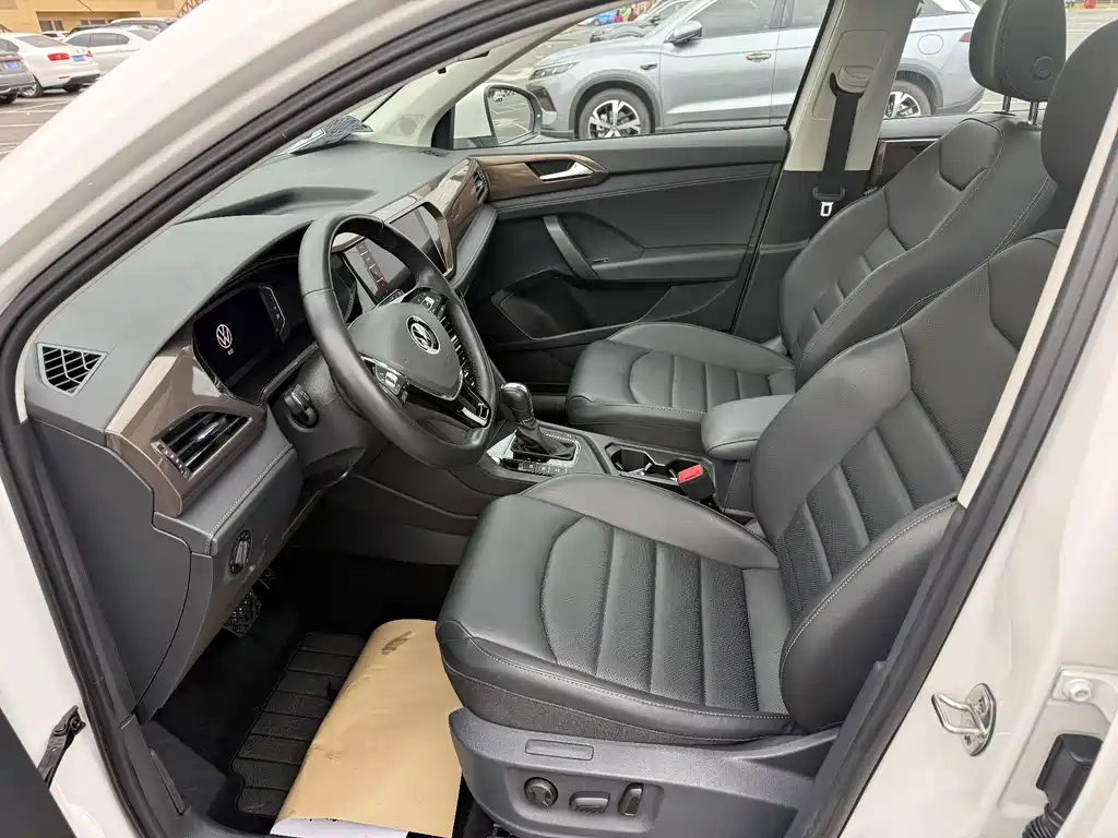 Volkswagen Tharu — миниатюра 7