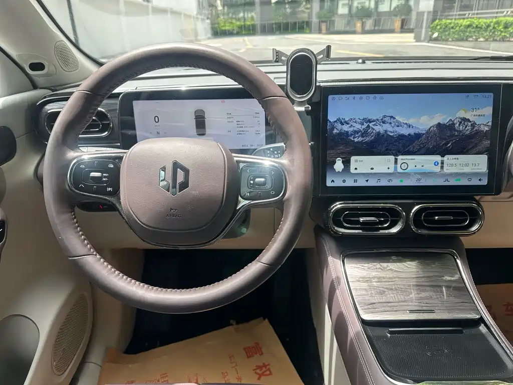 Leapmotor Leapmotor C11 — миниатюра 15