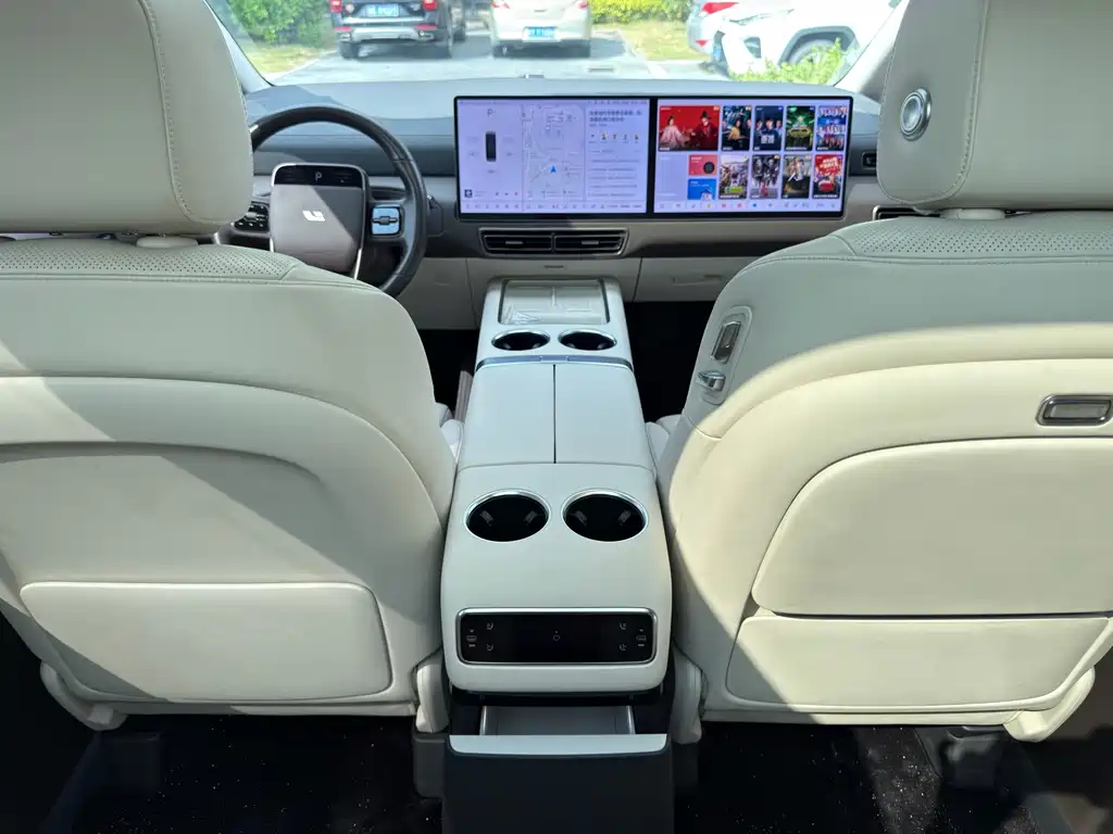 Li Auto Li MEGA — миниатюра 22