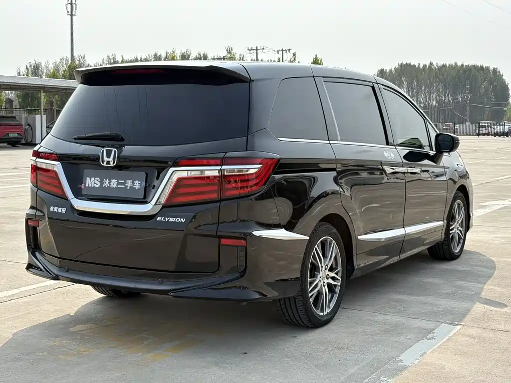 Honda Elysion — миниатюра 4