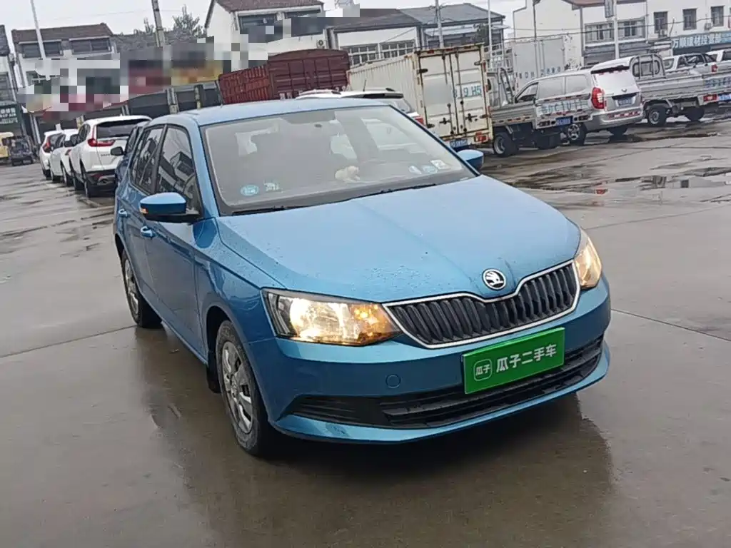 Skoda Fabia — миниатюра 4