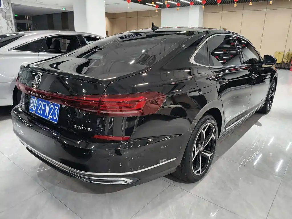 Volkswagen Passat — миниатюра 4