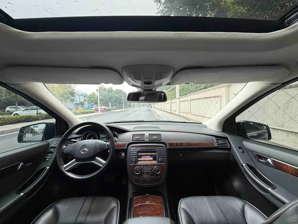 Mercedes-Benz R-Class — миниатюра 10