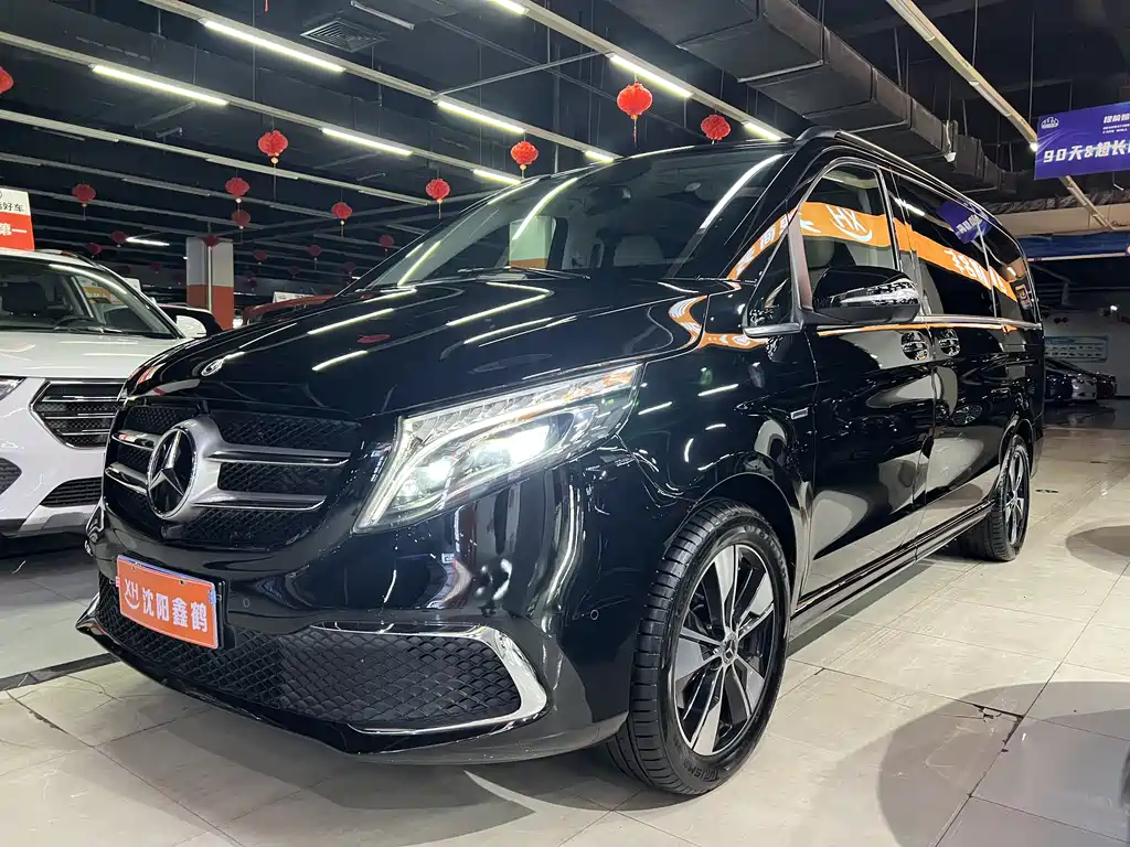 Mercedes-Benz V-Class V 2022 V 260 Luxury