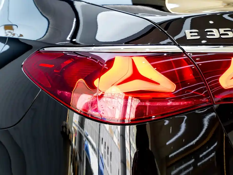 Mercedes-Benz E-Class New Energy — миниатюра 9