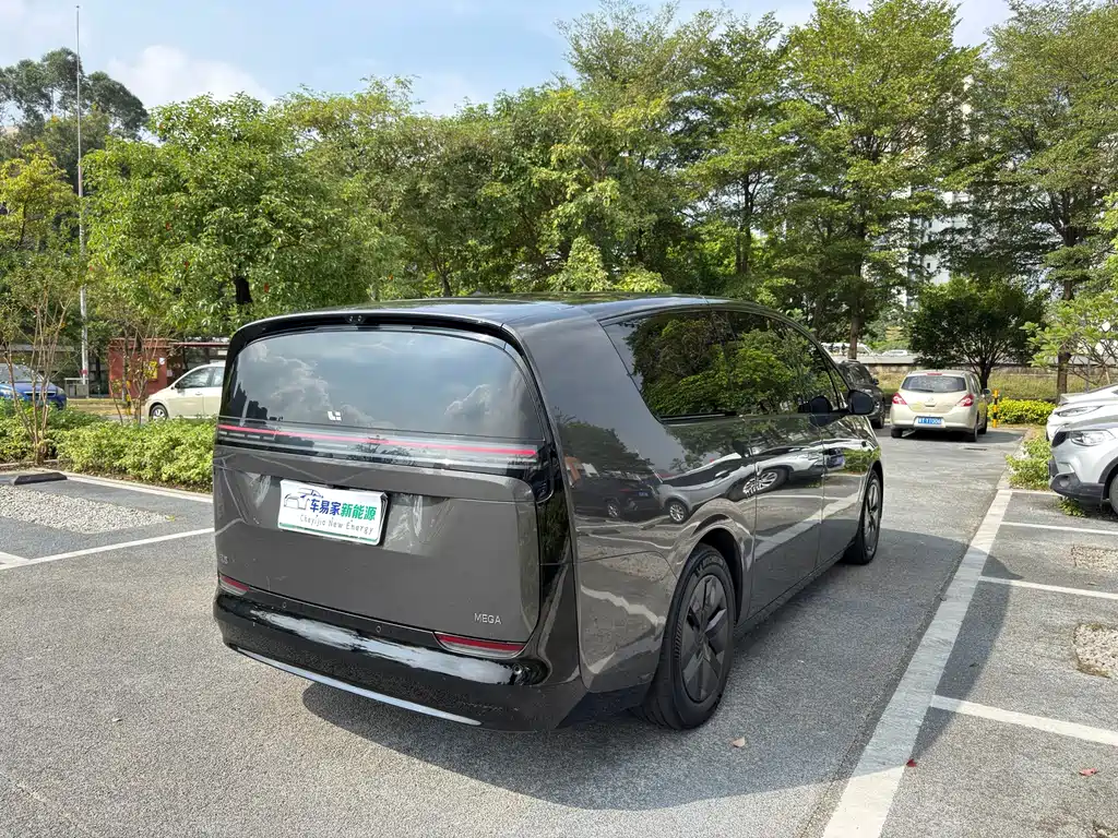 Li Auto Li MEGA — миниатюра 6