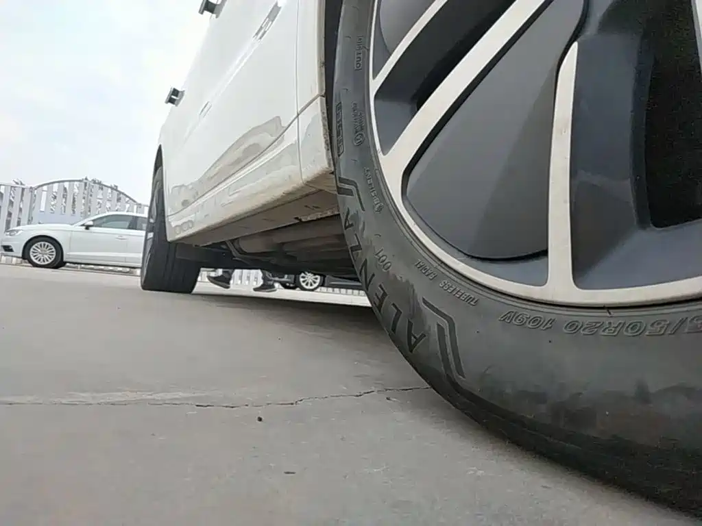 Li Auto Li L6 — миниатюра 21