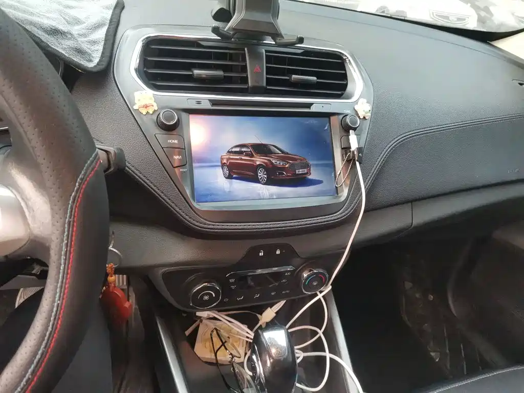 Ford Escort — миниатюра 14