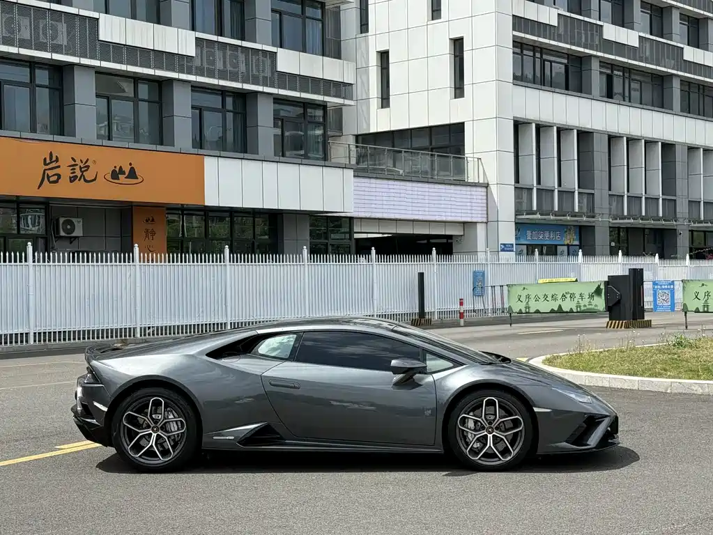 Lamborghini Huracán — миниатюра 10