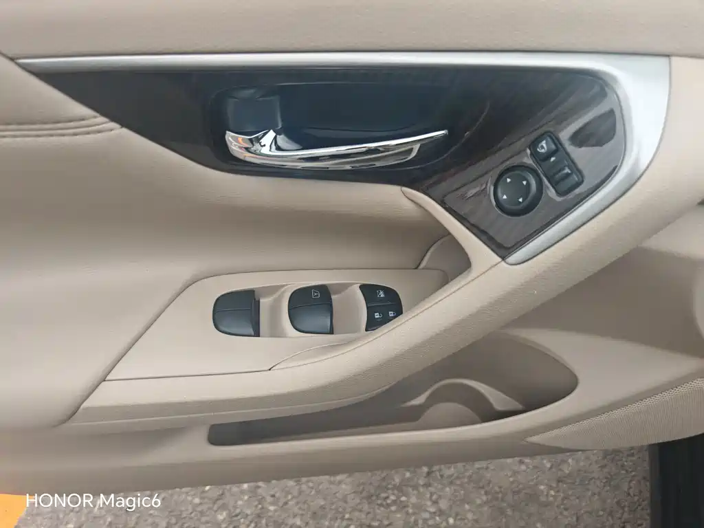 Nissan Teana — миниатюра 12