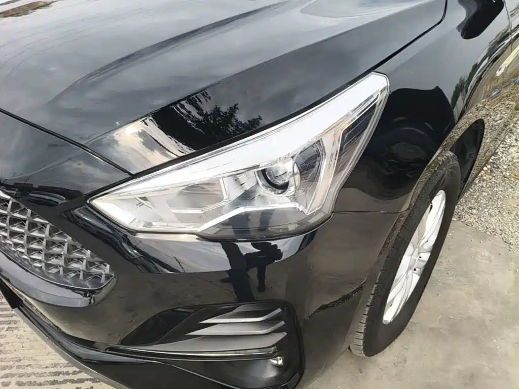 Haval M6 — миниатюра 24