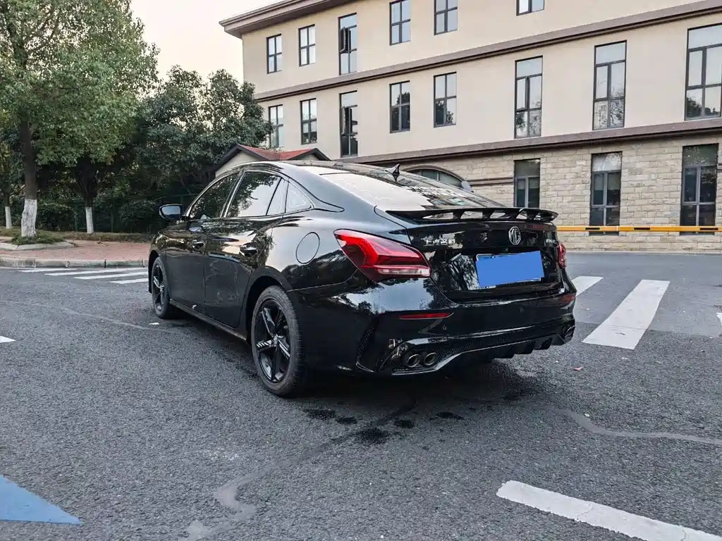 MG MG5 Scorpio — миниатюра 10