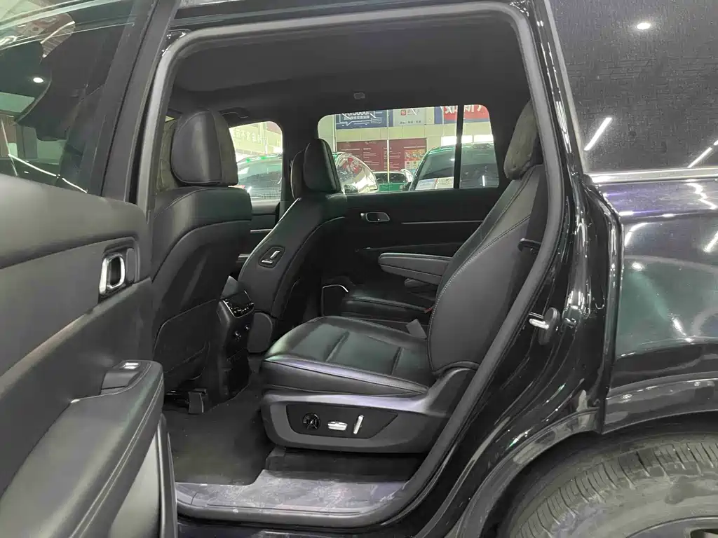 Li Auto Li ONE — миниатюра 10