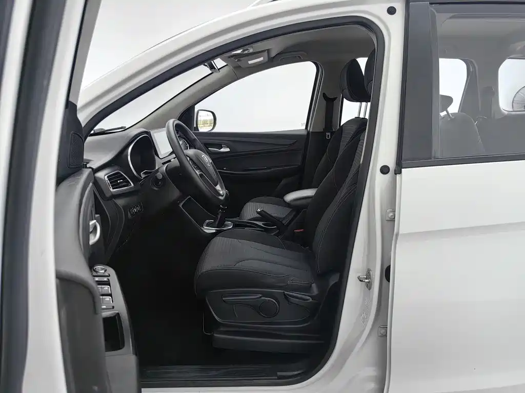 Baojun 730 — миниатюра 10
