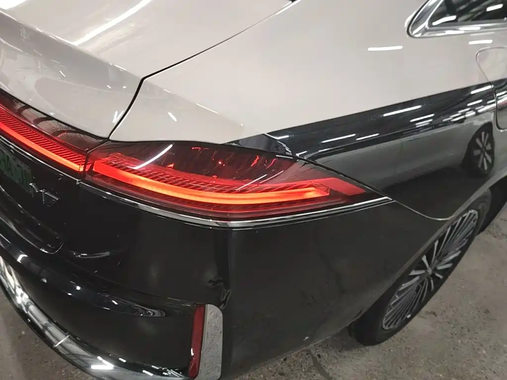 Roewe M7 DMH — миниатюра 8