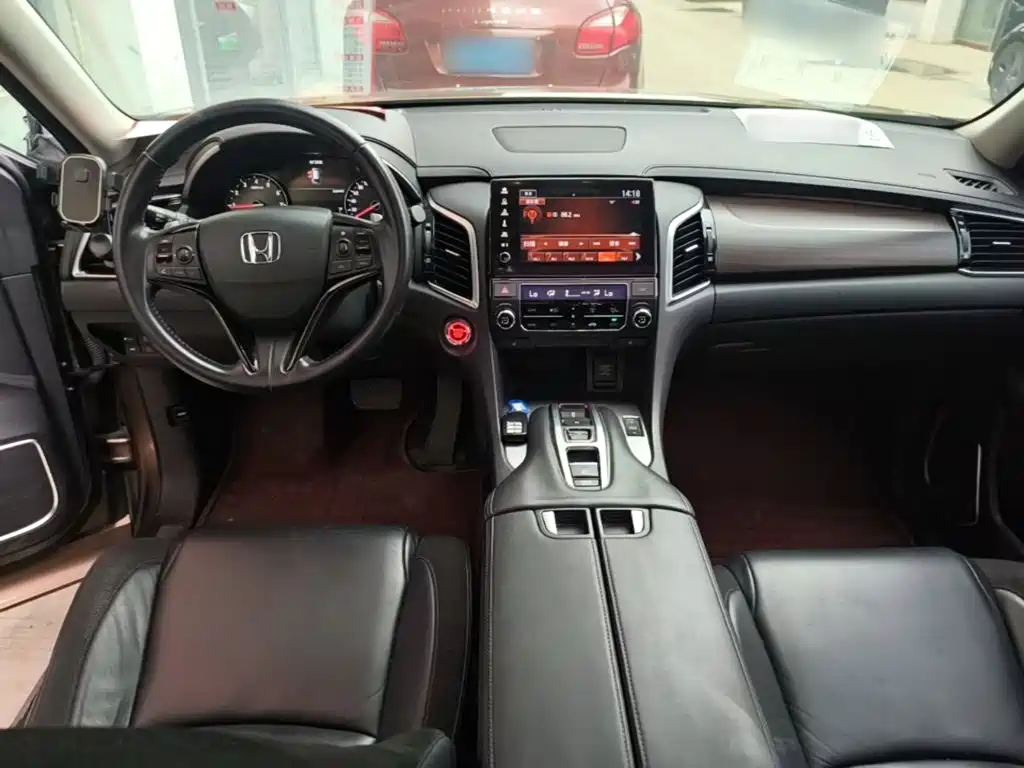 Honda Avancier — миниатюра 10
