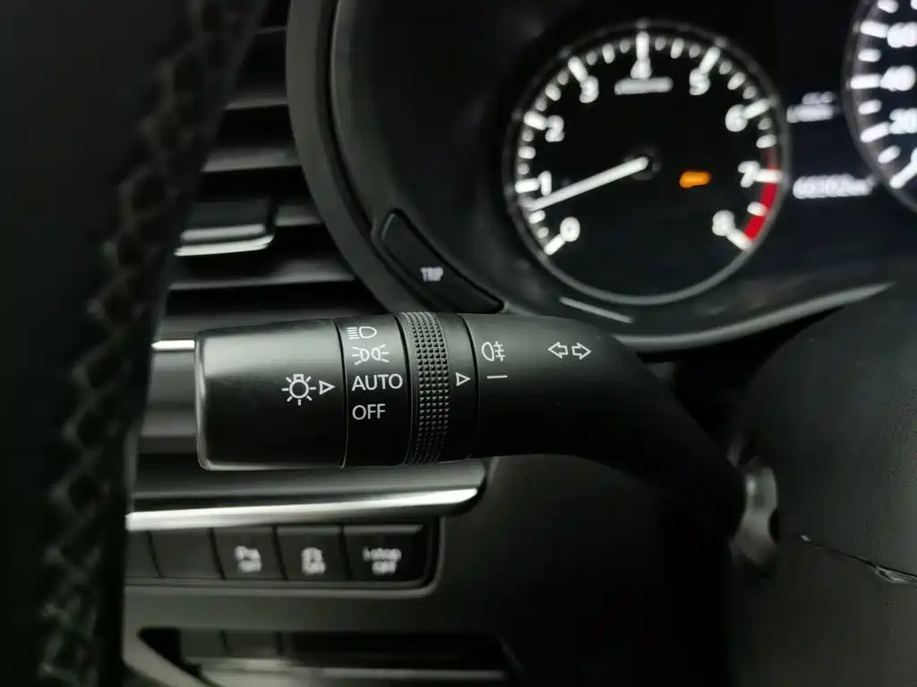 Mazda 3 Axela — миниатюра 21